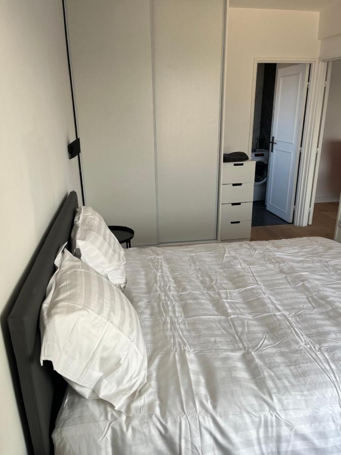 De Charme Sur Les Toits De ! Apartment Boulogne-Billancourt